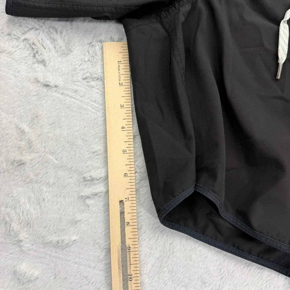 Vuori cruise boardshort